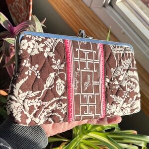 Vera Bradley Imperial Toile Kisslock Clutch Wallet Organizer Brown White Birds